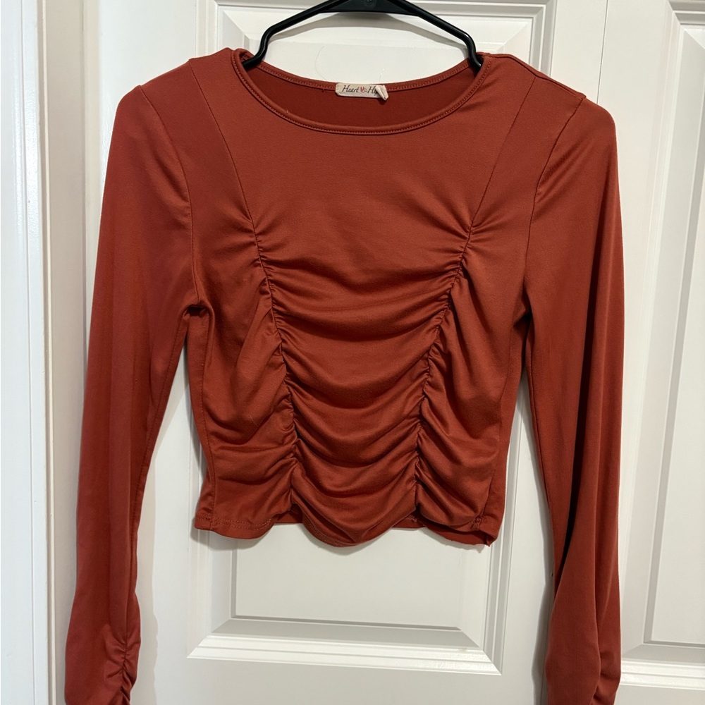 Women's Rust Long Sleeve Ruched Top